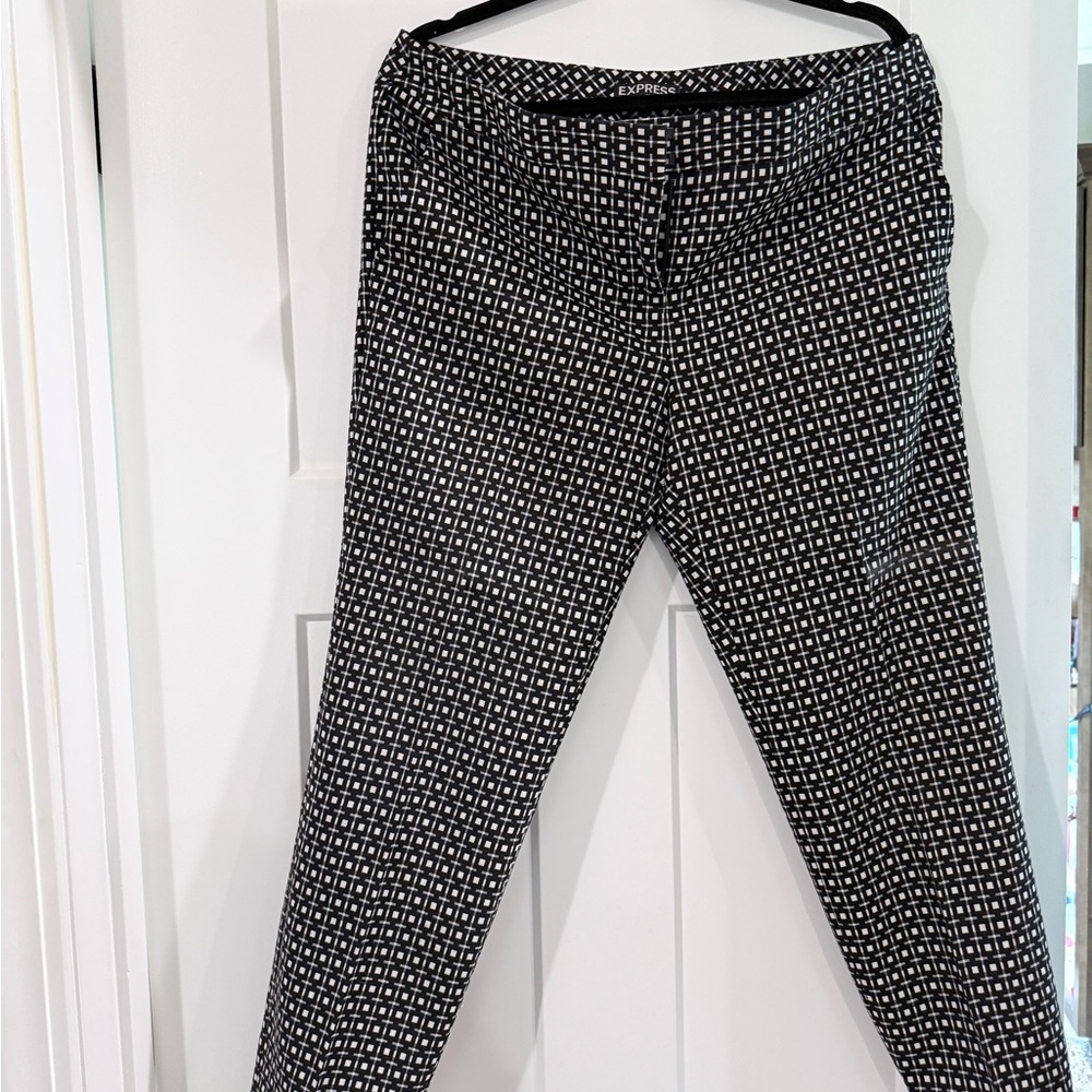 Express Black and White Ankle Pants